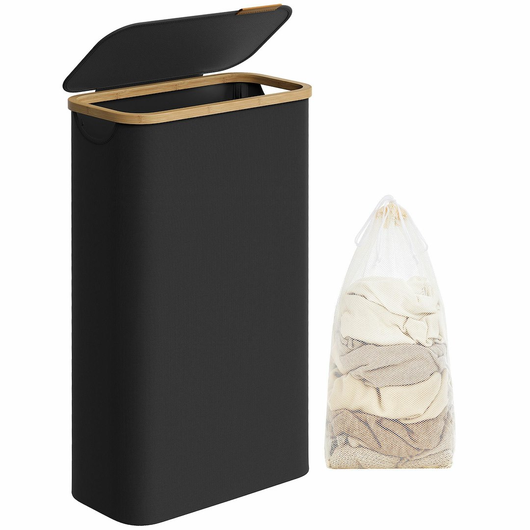 Czarny kosz na pranie z pokrywą 65 L