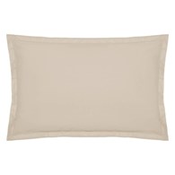 Ozdobna poszewka Livia Linen 50x70 cm Wykonana z bawełny, kremowa kolorystyka, wyposażona w zamek błyskawiczny