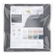 Koc AMBER 200x220 cm czarny        Bardzo miękki w dotyku koc ze strukturalnym wzorem 3D z włókien bawełniano-akrylowych