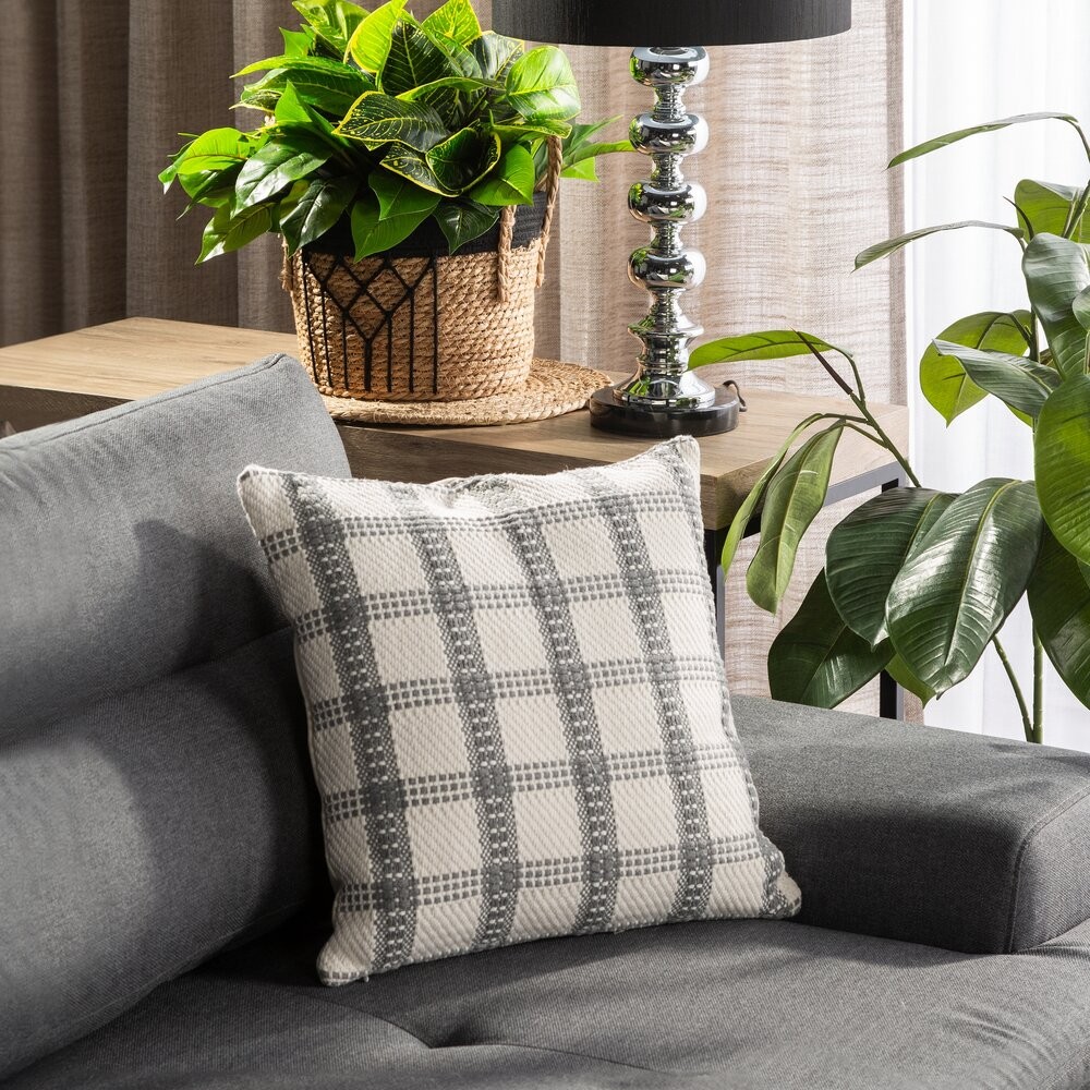 Poszewka BOHO 25 kratka 45x45 kremowa Poszewka dekoracyjna w stylu boho w kratkę, rozmiar 45x45 cm