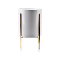 Doniczka na stojaku Neva biała 29 cm Wykonana z ceramiki, metalowy stojak w kolorze złotym, idealna dekoracja każdego wnętrza czy tarasu