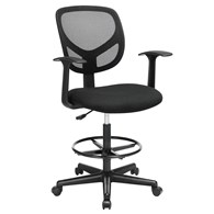 Krzesło biurowe obrotowe czarne Funkcjonalne krzesło obrotowe z regulowanym podnóżkiem na nogi w koloraczch czerni, które doskonale sprawdzi się w pokoju dziennym, dziecka, salonie, biurze lub gabinecie.