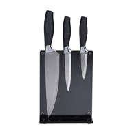 Zestaw noży kuchennych w stojaku Zestaw 3 noży kuchennych wykonanych z wysokiej jakości stali nierdzewnej, na czarnym stojaku o wymiarach: 15,5 x 8 x h22 cm