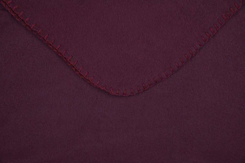 Koc CARLTON 125x150 fioletowy polarowy